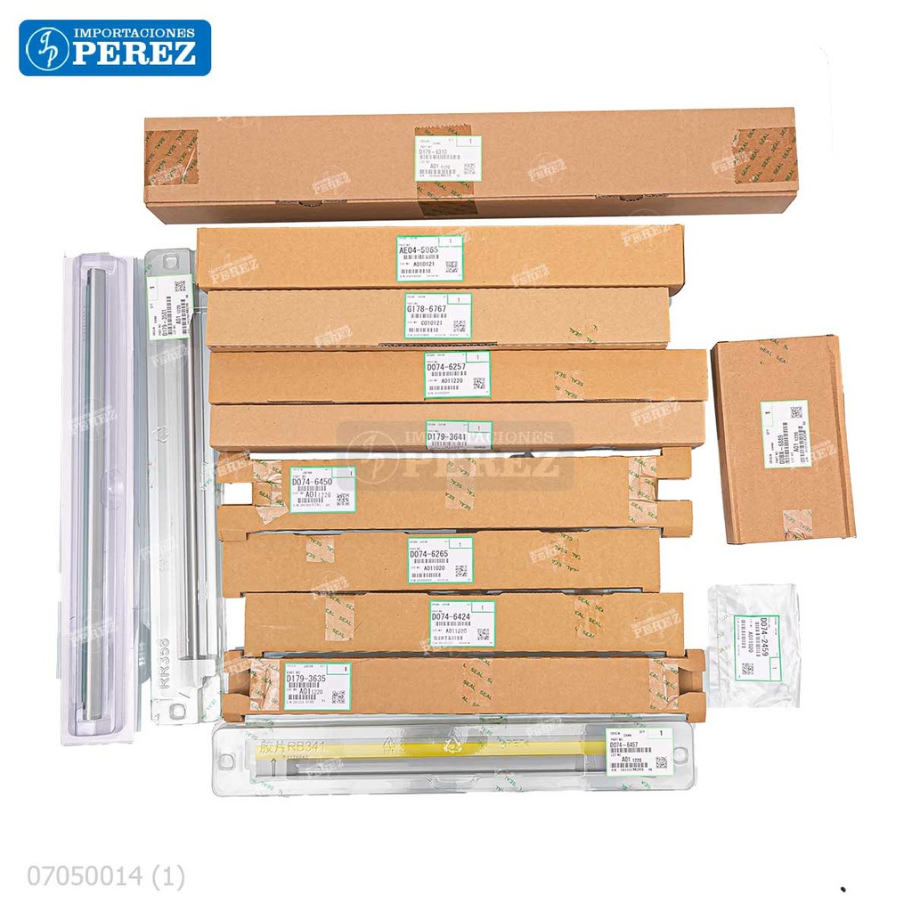 Kit Mantenimiento Kit x14 - 01 Manta Siliconada + 01 Joint Limpieza + 01 Brush Transferencia + 01 Cuchilla Transferencia + 01 Cuchilla Faja + 01 Cera Transferencia + 01 Cuchilla Lubricante + 01 Filtro + 01 Cuchilla Colector + 01 Cera Transferencia + 01 Brush Cilindro + 01 Cuchilla Cilindro + 01 Corona Separación + 01 Cera Rodillo Transferencia [Original - Ricoh]